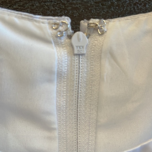 Lauren Marie First Communion Dress, Size 5 - Picture 6 of 16